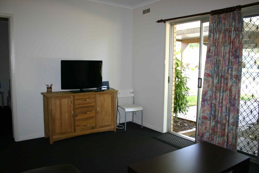 Ageri Holiday Unit Bright Room photo